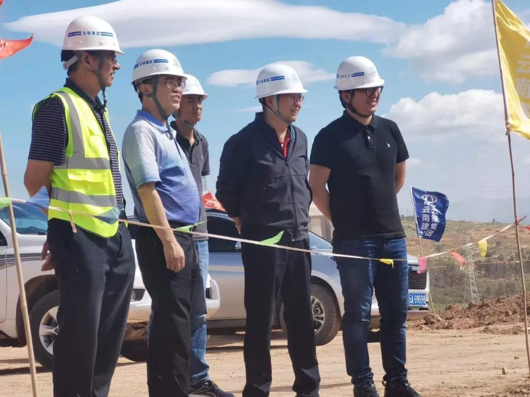 1654564218795301.jpg 2022-06-02-沈家文到公司祥云項(xiàng)目檢查.jpg