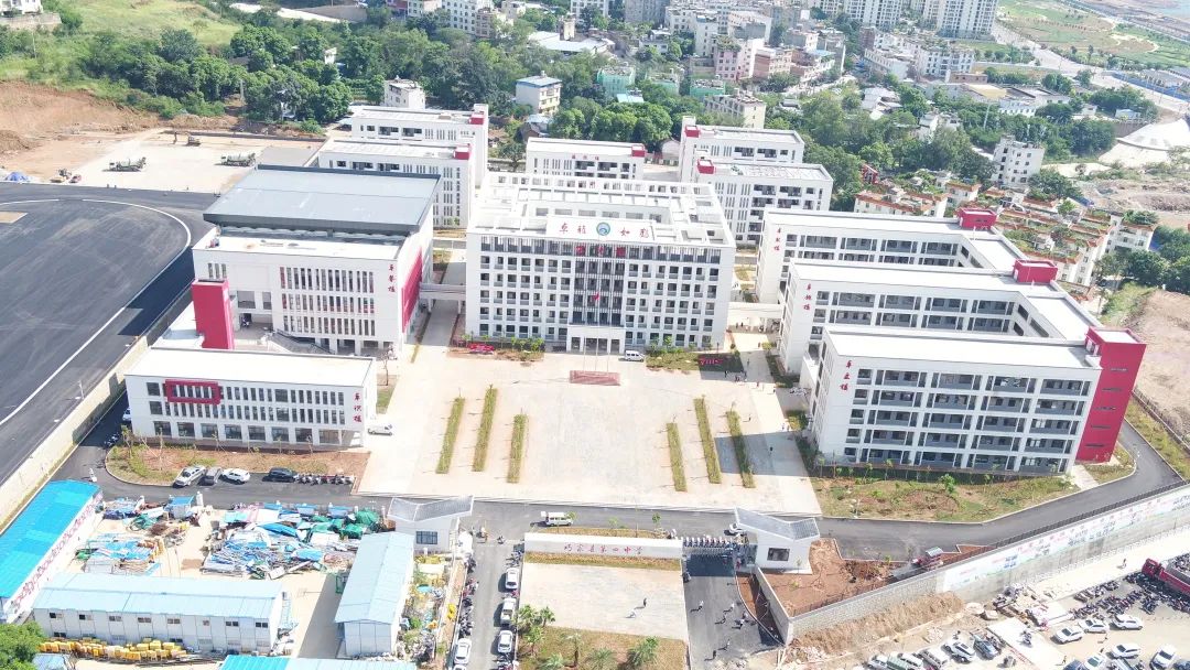 巧家縣第四中學(xué)新校區(qū)正式“啟航”，迎來首批學(xué)生！8.jpg