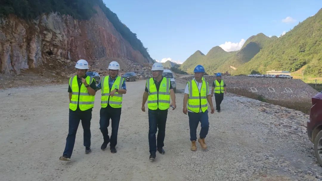 2022-10-05-李元鴻帶隊(duì)到那興項(xiàng)目開展國慶期間綜合檢查.jpg