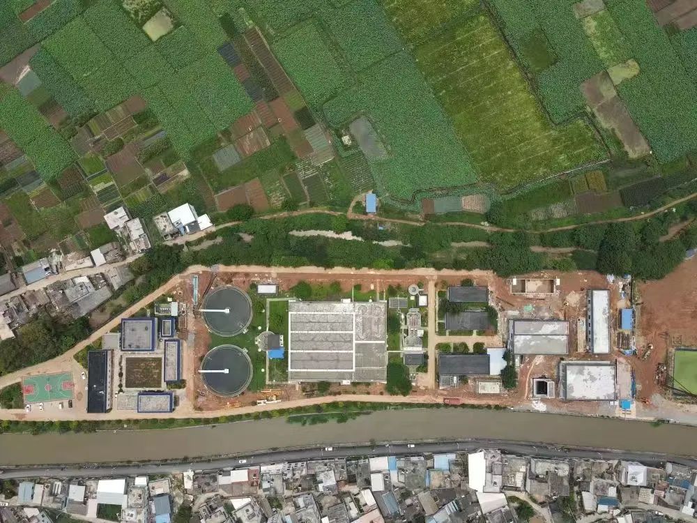 2022-10-17-建水縣污水處理廠提標(biāo)改造工程順利通過竣工驗收1.jpg
